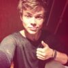 bulgecelebrity ashton irwin