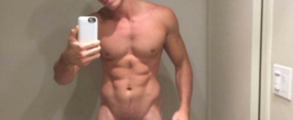 nude selfies of male model kevin benoit