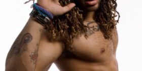 flash man wade peep more naked celebrities at