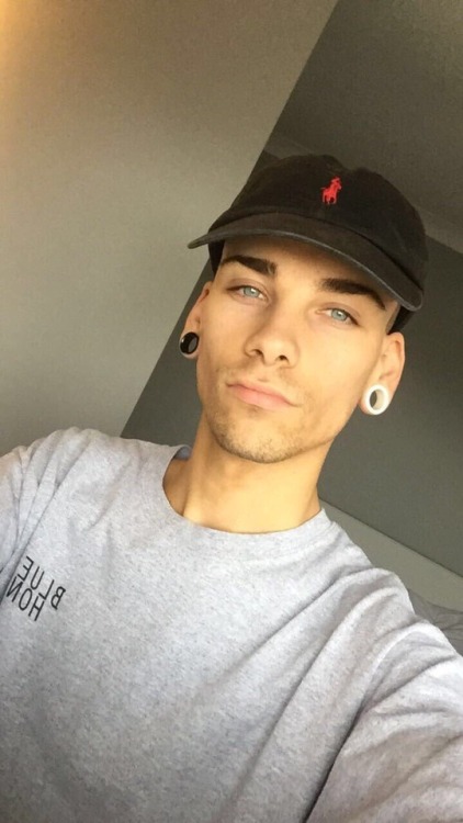 jacob huish from wales follow this blog for more