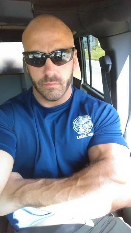 straight blue collar hunk