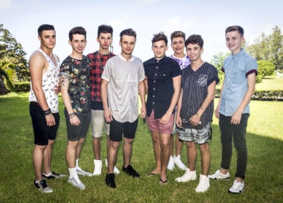 everythinghotlads stereo kicks