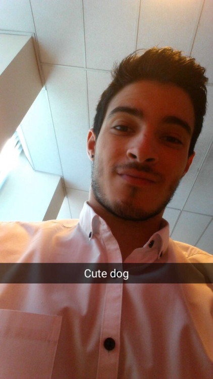 this baited straight guy is so damn cute and im