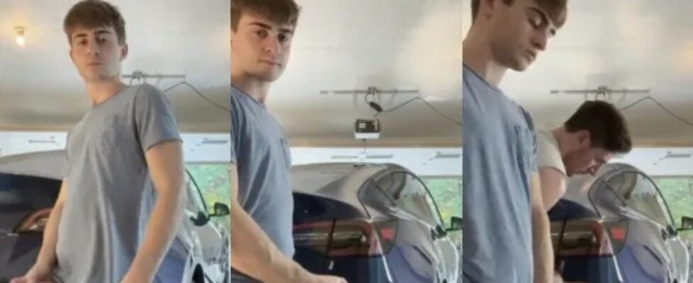 Thestepbrothers jerking while cleaning the car