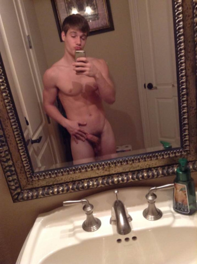 ryan 18 more str8 boy nudes here